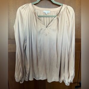 Women’s Blouse